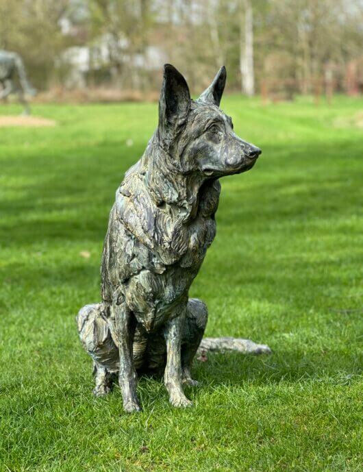 Germen Shepherd brons dog statue Dog staue German Shephard bronze Statue de chien berger allemand bronze